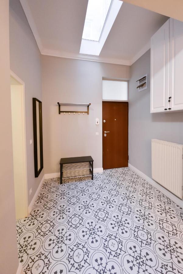 Victoria'S Old Town Deluxe Apartment (Adults Only) 티미쇼아라 외부 사진