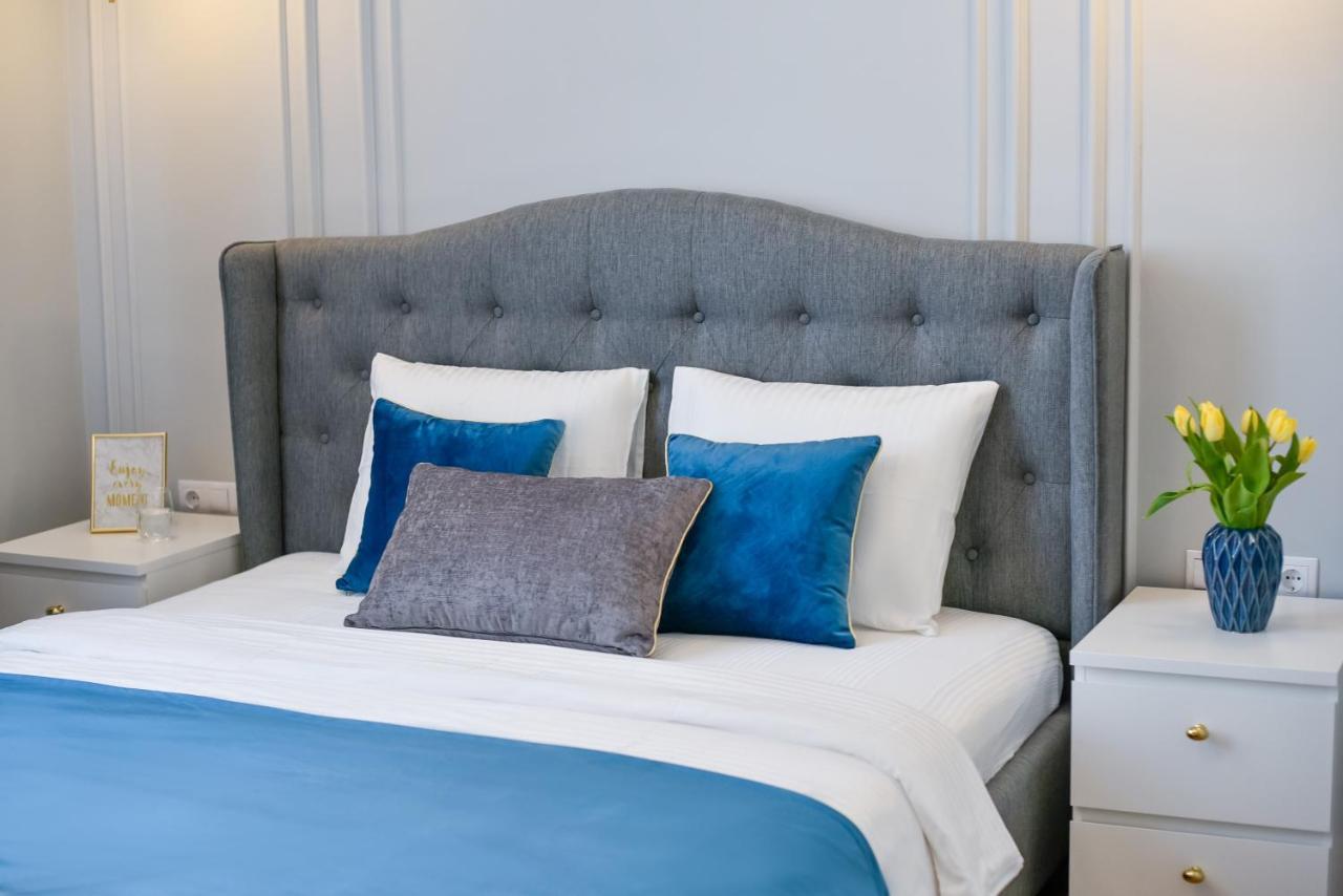 Victoria'S Old Town Deluxe Apartment (Adults Only) 티미쇼아라 외부 사진
